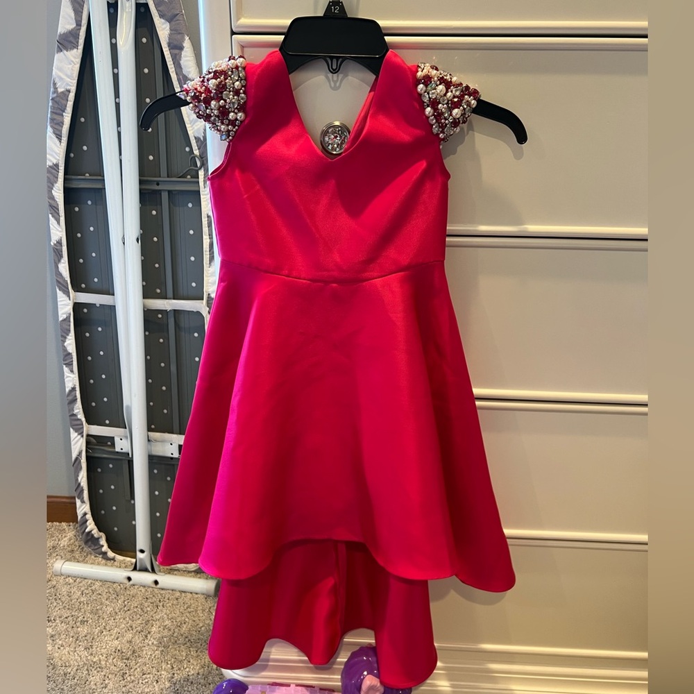 Chic Pink Dress with Pearl Details
